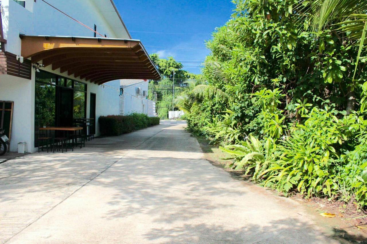 Appartement Phuthara Mansion à Phuket Extérieur photo